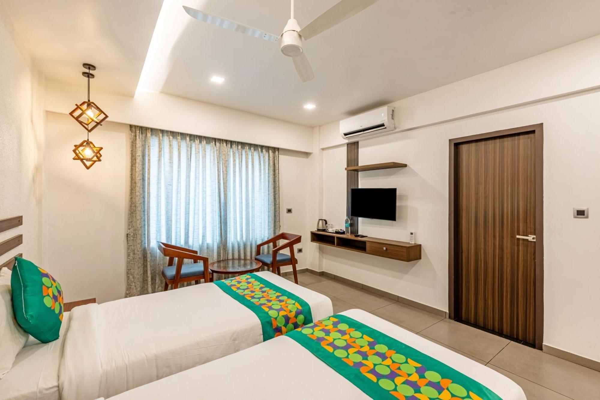 Treebo De Cloud 9 Regency Hotel Thiruvananthapuram Exterior photo