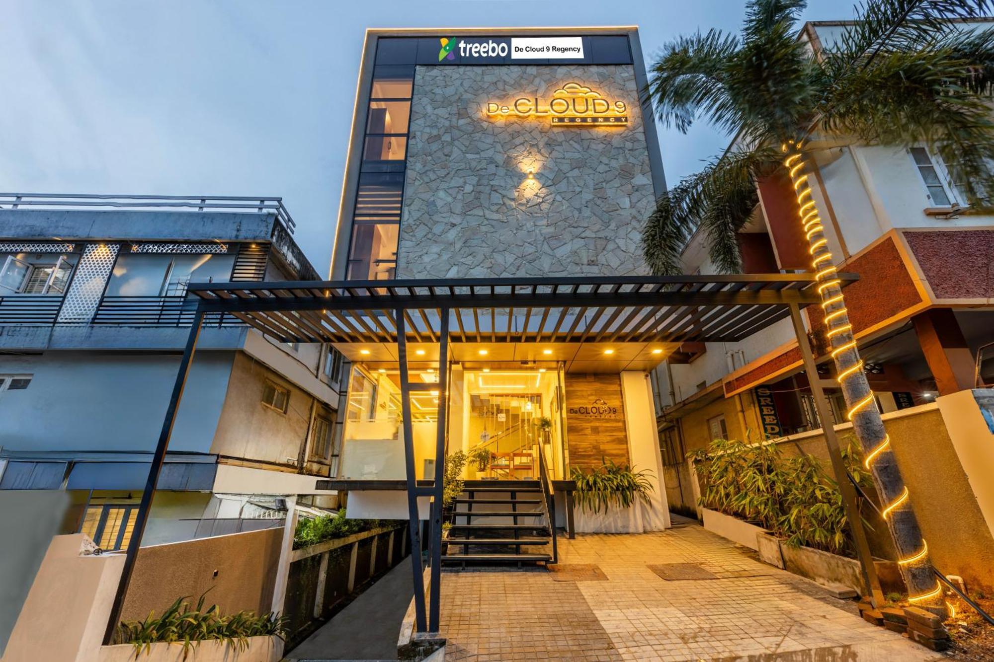 Treebo De Cloud 9 Regency Hotel Thiruvananthapuram Exterior photo