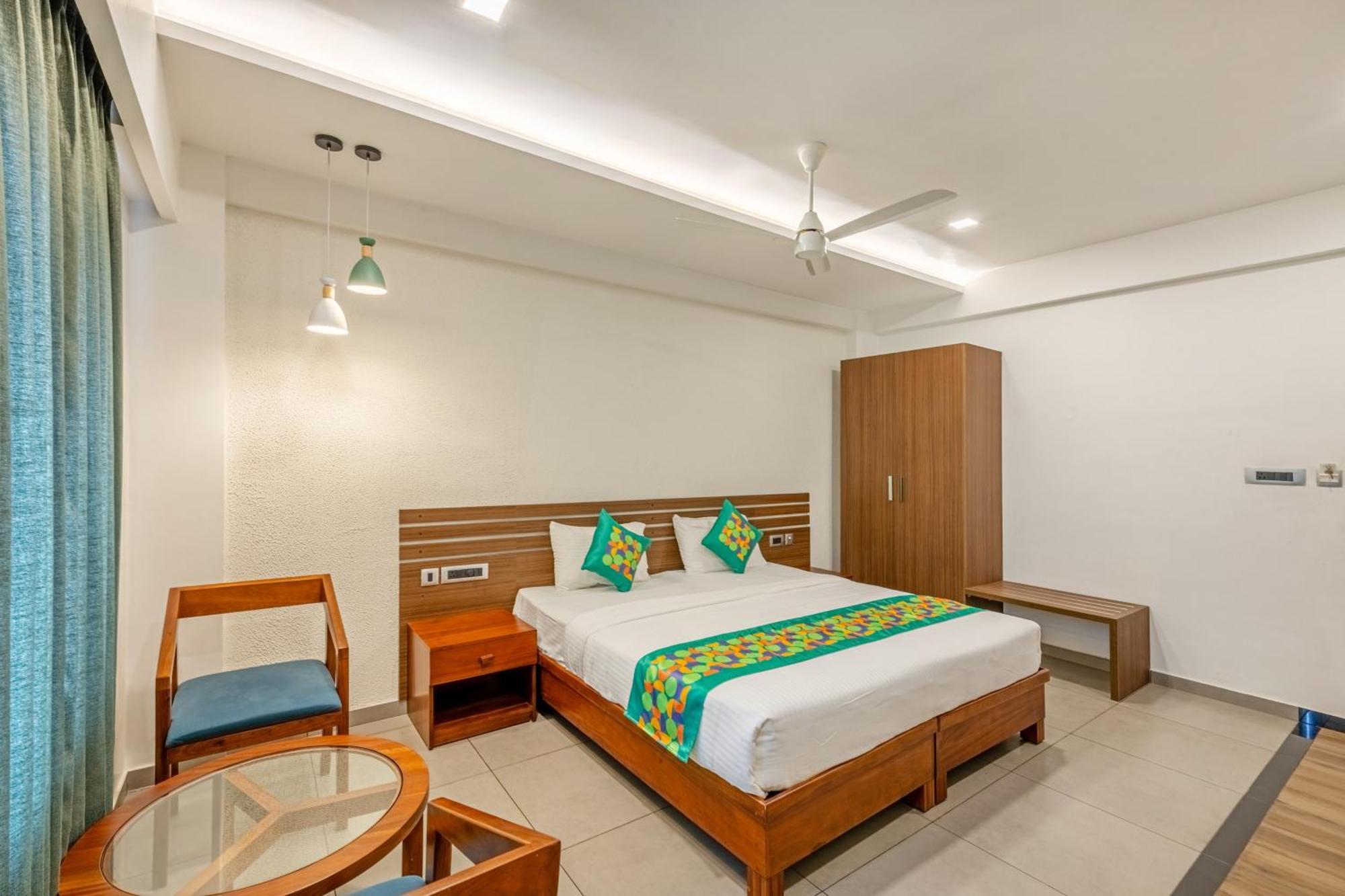 Treebo De Cloud 9 Regency Hotel Thiruvananthapuram Exterior photo