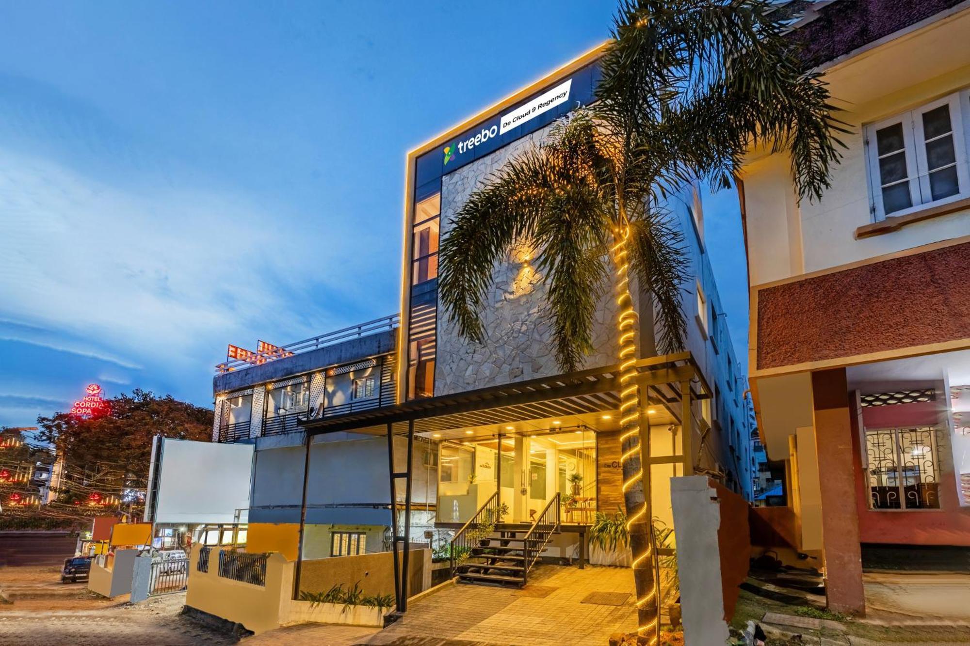 Treebo De Cloud 9 Regency Hotel Thiruvananthapuram Exterior photo